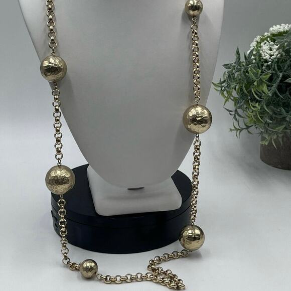 Chicos Maye Long Necklace Goldtone Metal Large Hammered Balls on
Chain 40" - Picture 4 of 14